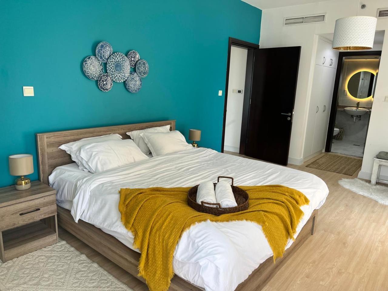 דובאי Newly Renovated Marina & Sea View Family Condo מראה חיצוני תמונה
