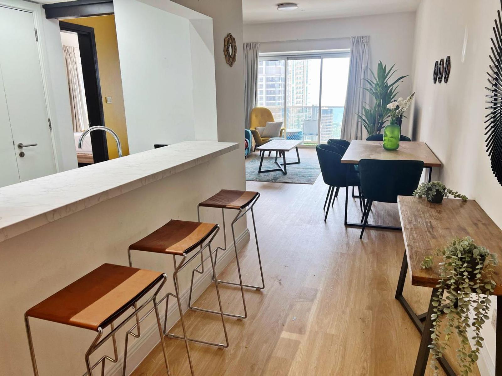 דובאי Newly Renovated Marina & Sea View Family Condo מראה חיצוני תמונה
