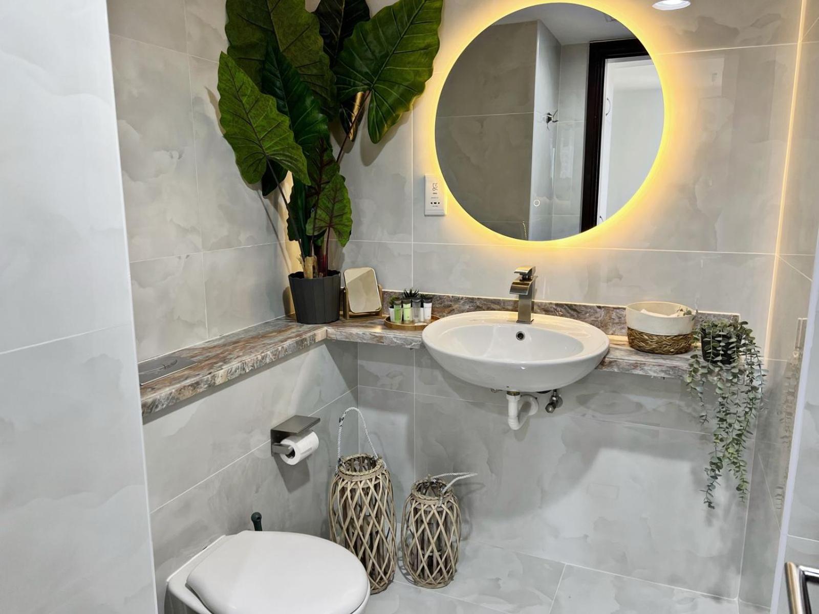 דובאי Newly Renovated Marina & Sea View Family Condo מראה חיצוני תמונה
